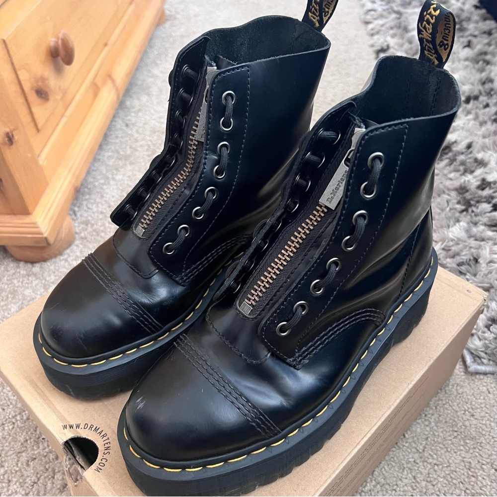 Dr. Martens Sinclair